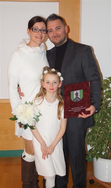 Jenny Haerens und David Hertveldt mit Tochter Lana am 01. März 2017